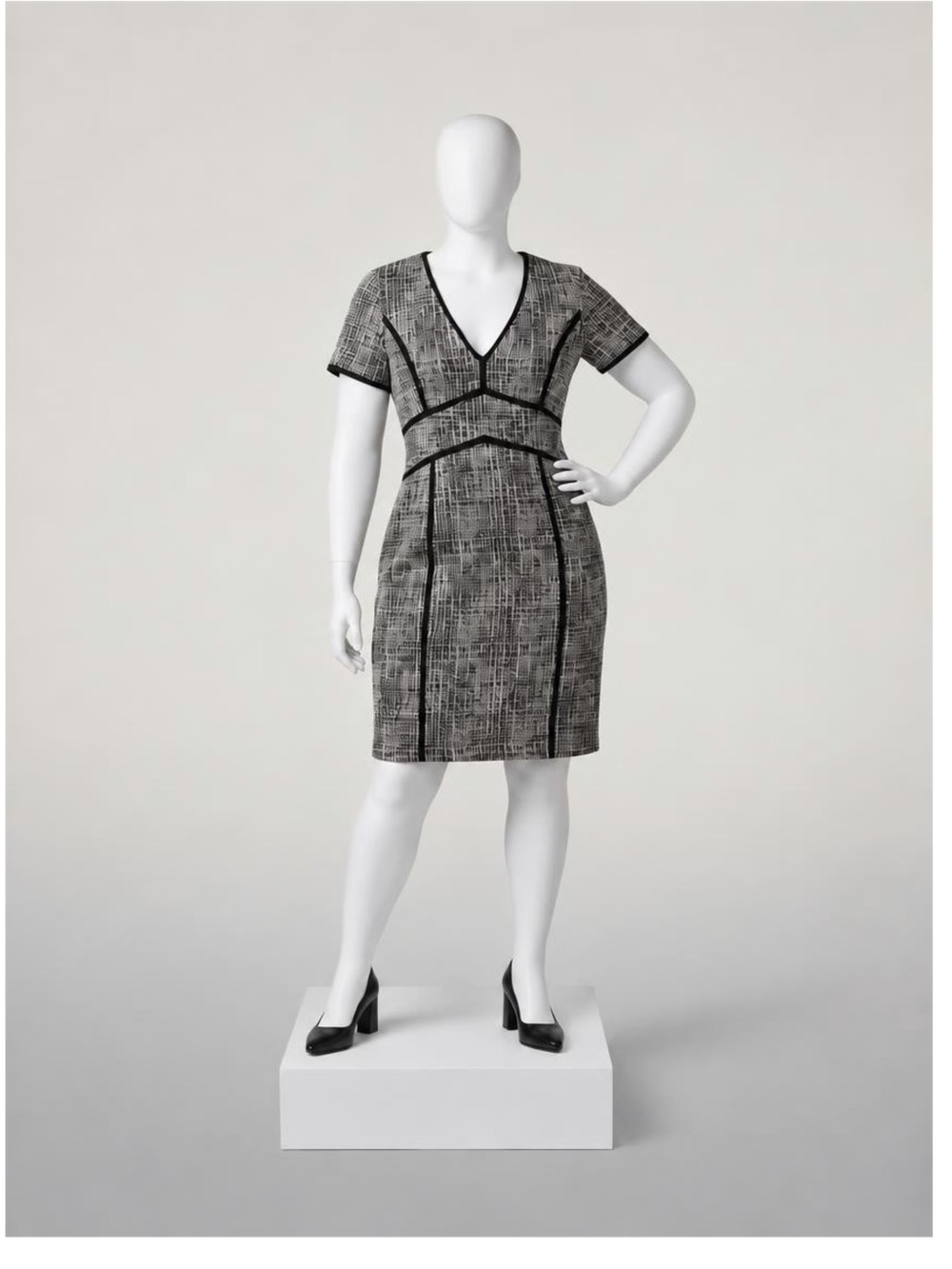 DKNY Black and White V-Neck Sheath Dress